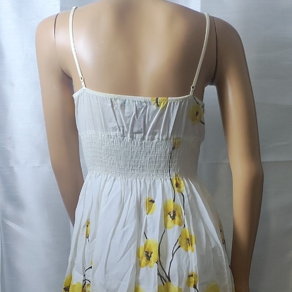 Forever 21 Floral Yellow and White Summer Dress Size S‎ - Picture 3 of 10